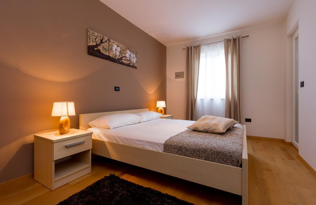 Apartments Stella Ровінсько-Село Номер фото