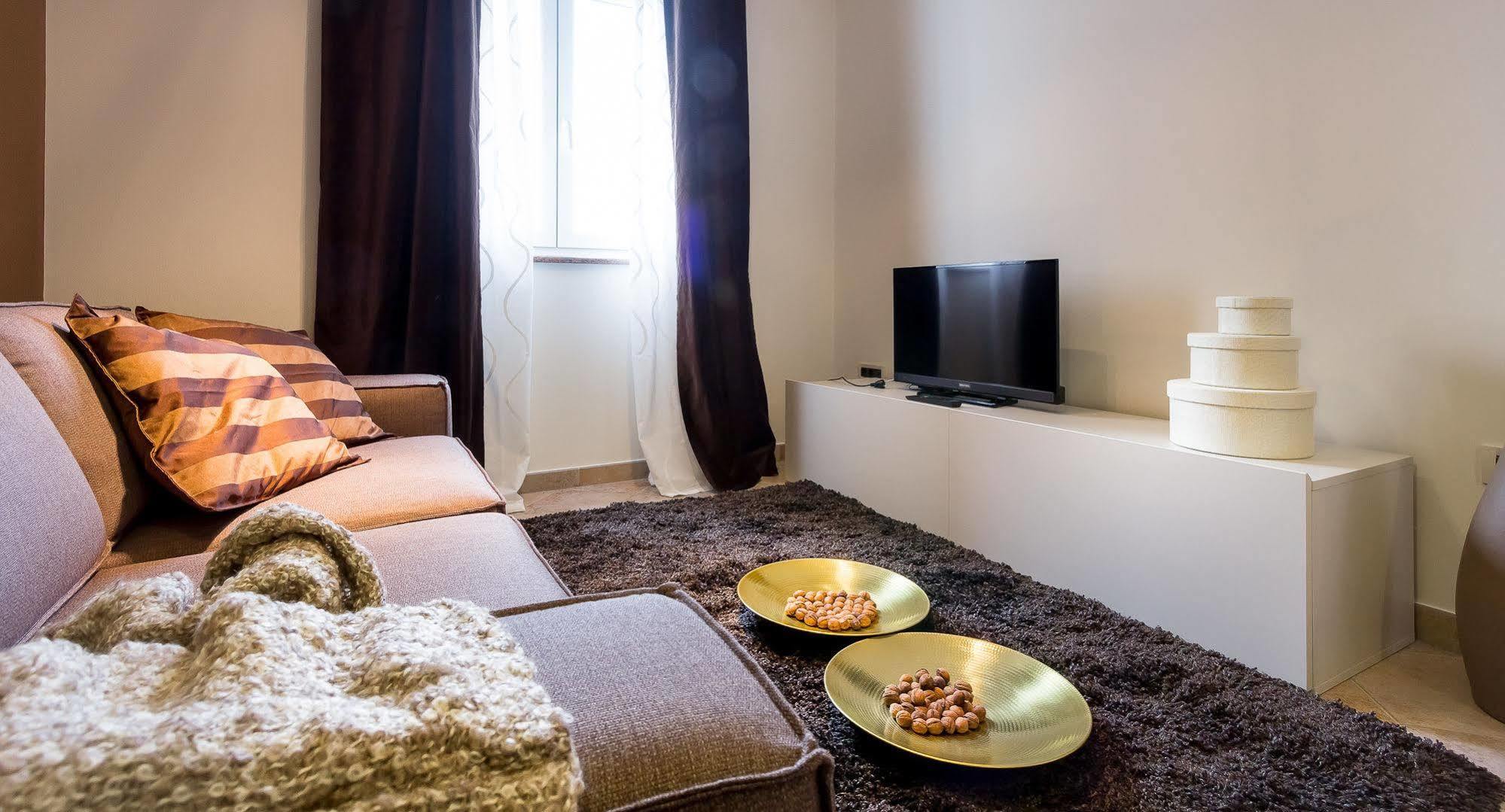 Apartments Stella Ровінсько-Село Екстер'єр фото